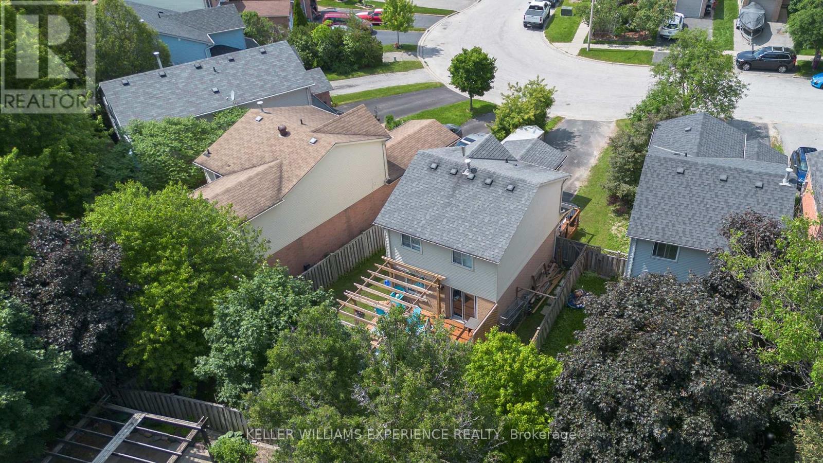 46 Hadden Crescent, Barrie, Ontario  L4M 6G6 - Photo 15 - S12700960