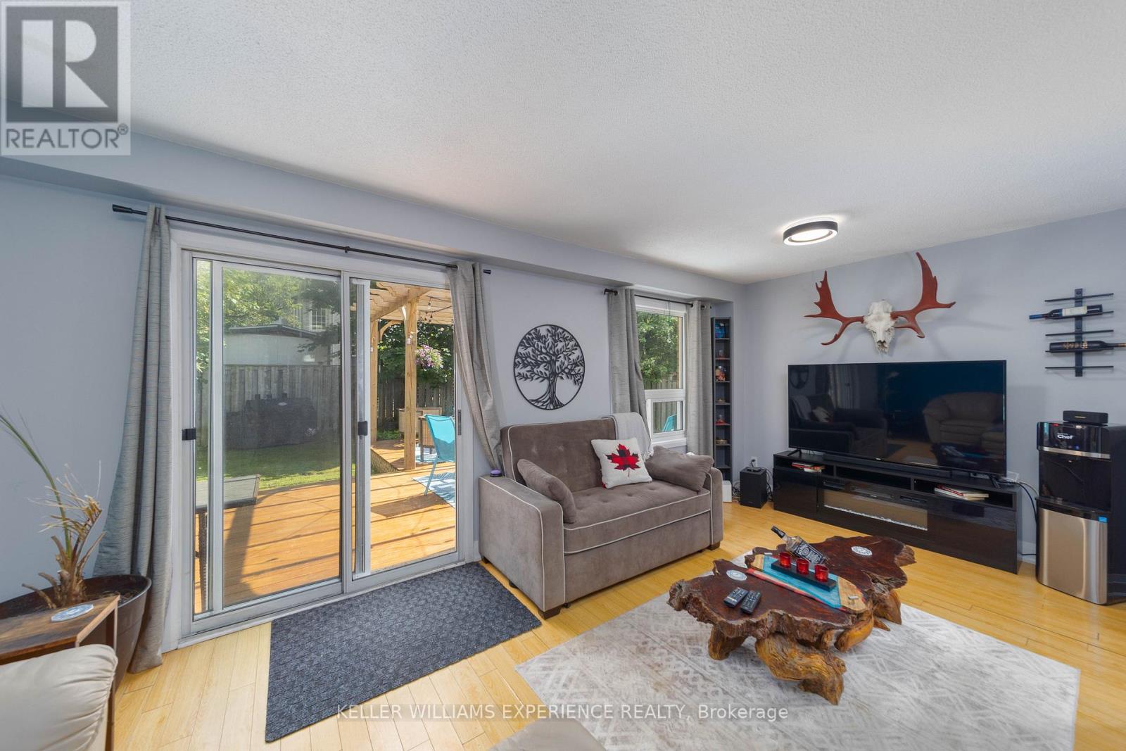 46 Hadden Crescent, Barrie, Ontario  L4M 6G6 - Photo 10 - S12700962