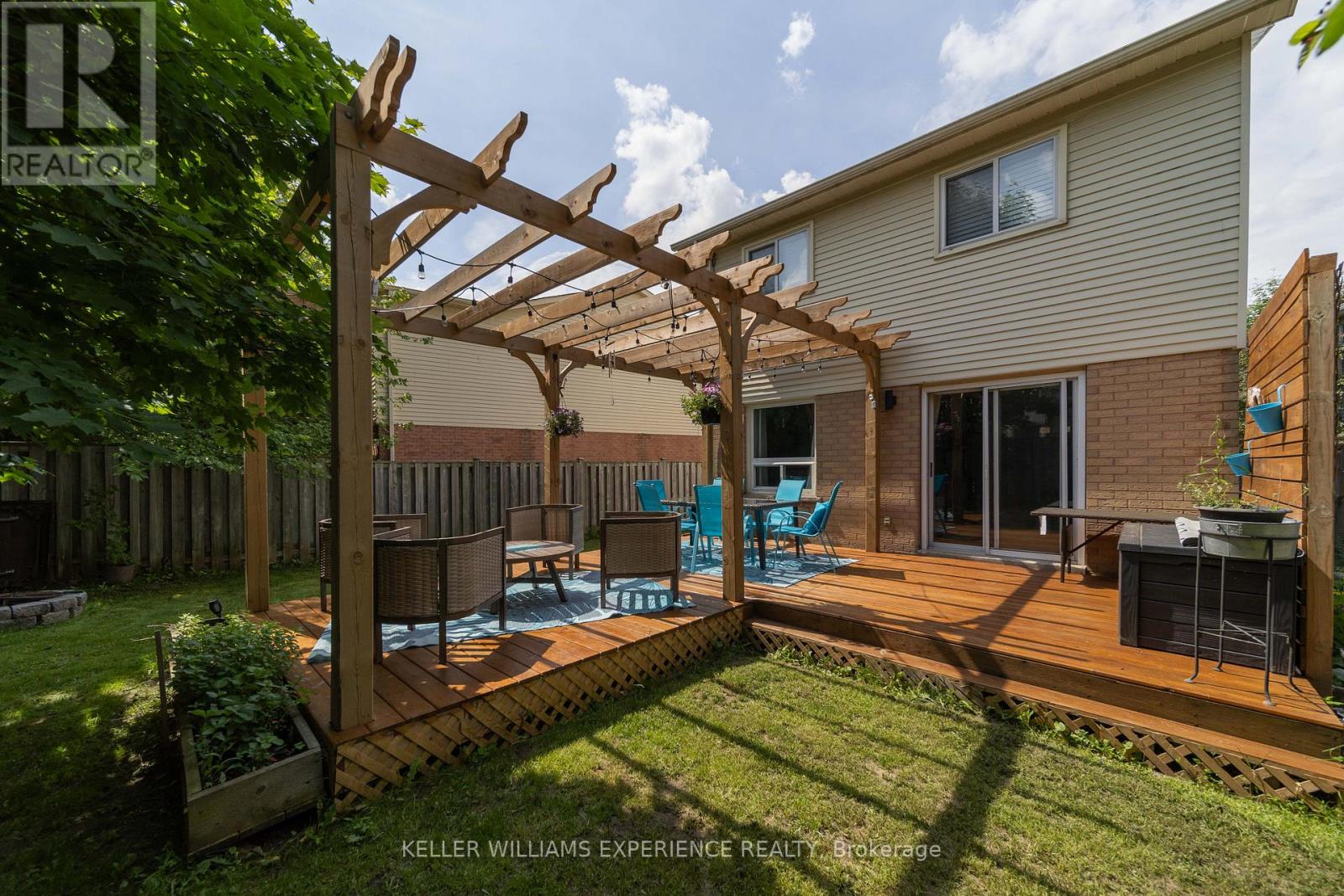 46 Hadden Crescent, Barrie, Ontario  L4M 6G6 - Photo 3 - S12700962