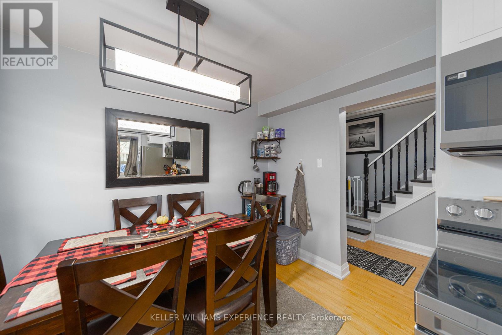 46 Hadden Crescent, Barrie, Ontario  L4M 6G6 - Photo 9 - S12700962