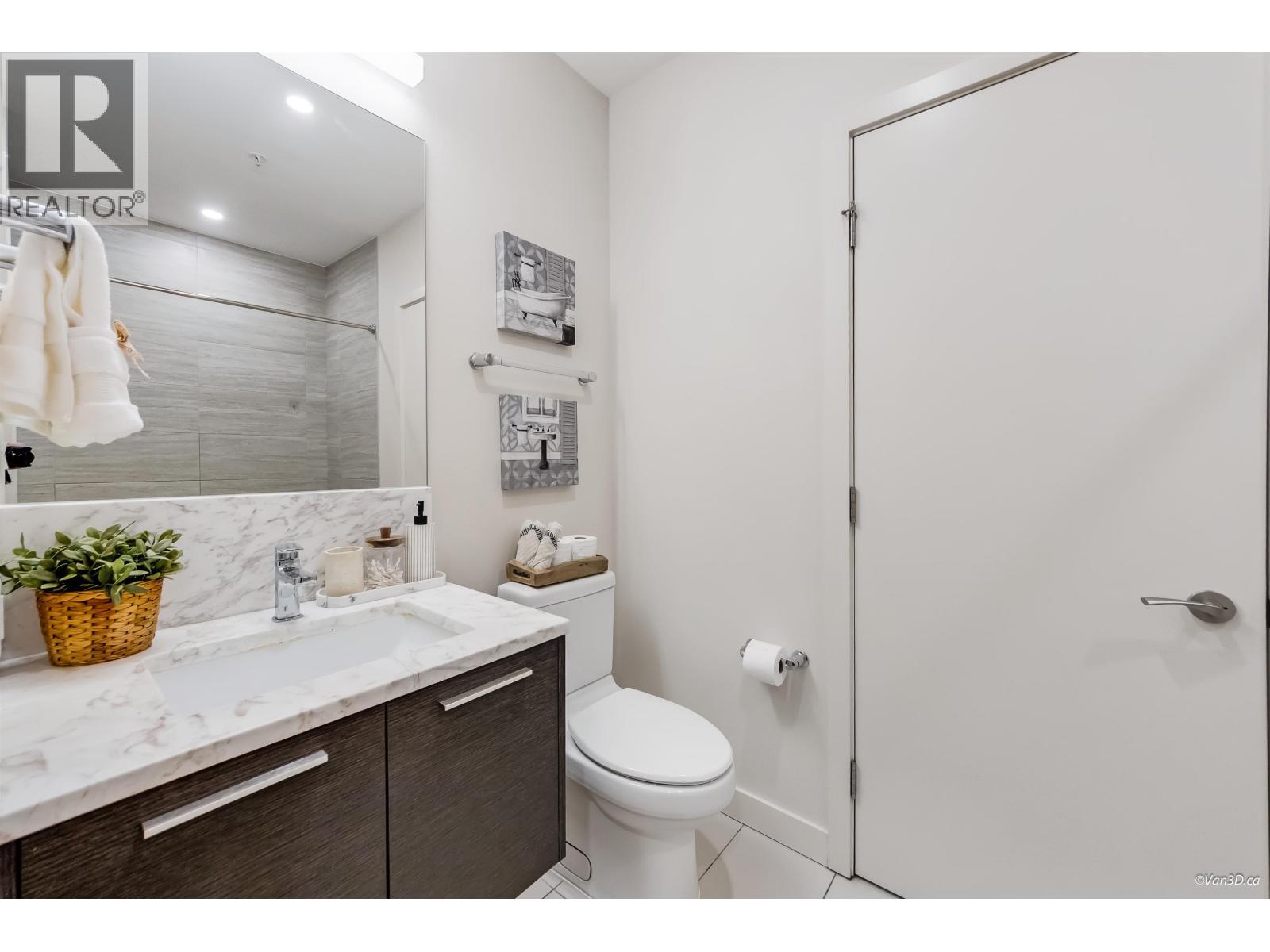 2207 6383 Mckay Avenue, Burnaby, British Columbia  V5H 0H8 - Photo 9 - R3078549