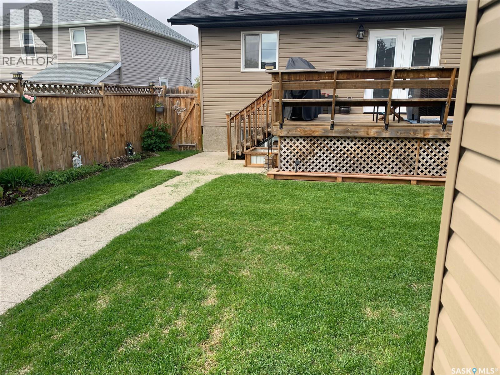 203 3rd Avenue E, Shellbrook, Saskatchewan  S0J 2E0 - Photo 30 - SK026583