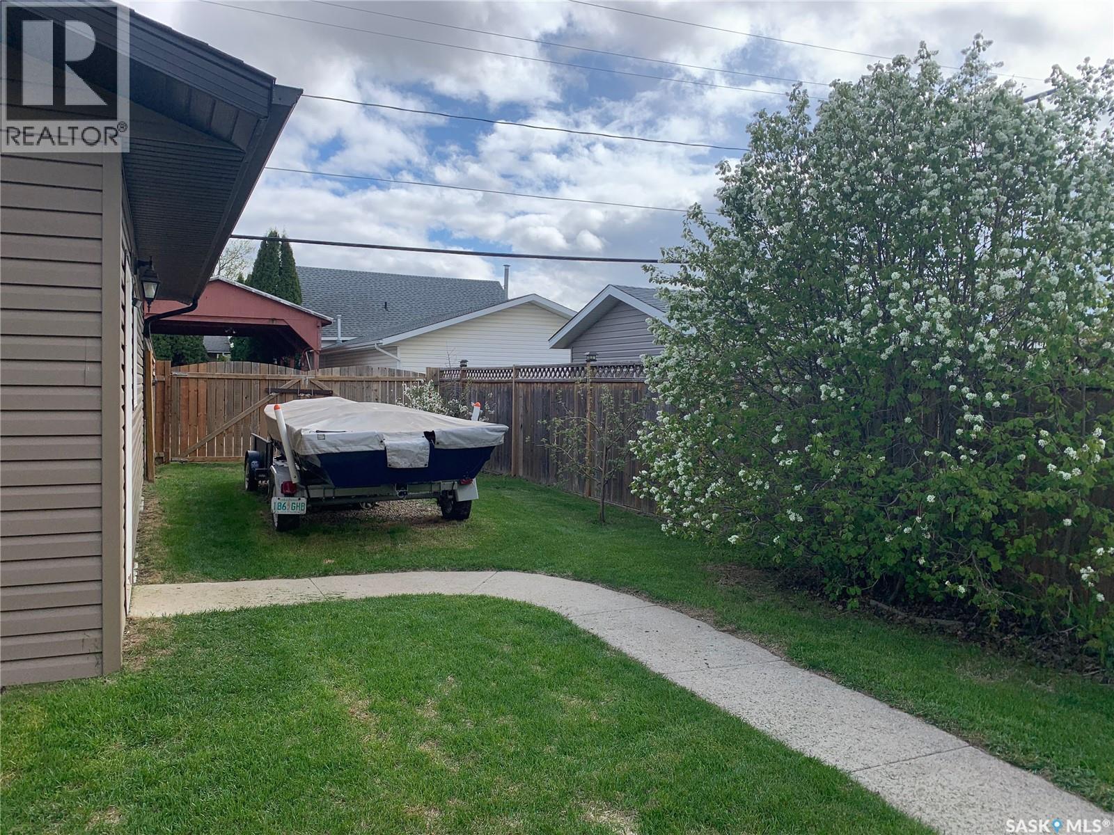 203 3rd Avenue E, Shellbrook, Saskatchewan  S0J 2E0 - Photo 34 - SK026583