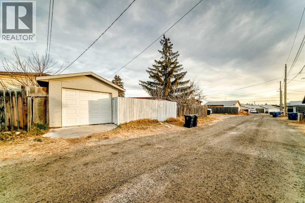 146 Dovertree Place Se, Calgary, Alberta  T2B 2K3 - Photo 42 - A2271840