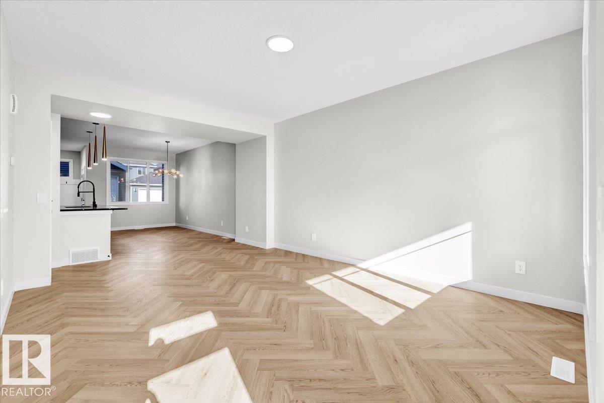 1316 Keswick Dr Sw, Edmonton, Alberta  T6W 4V8 - Photo 3 - E4470191