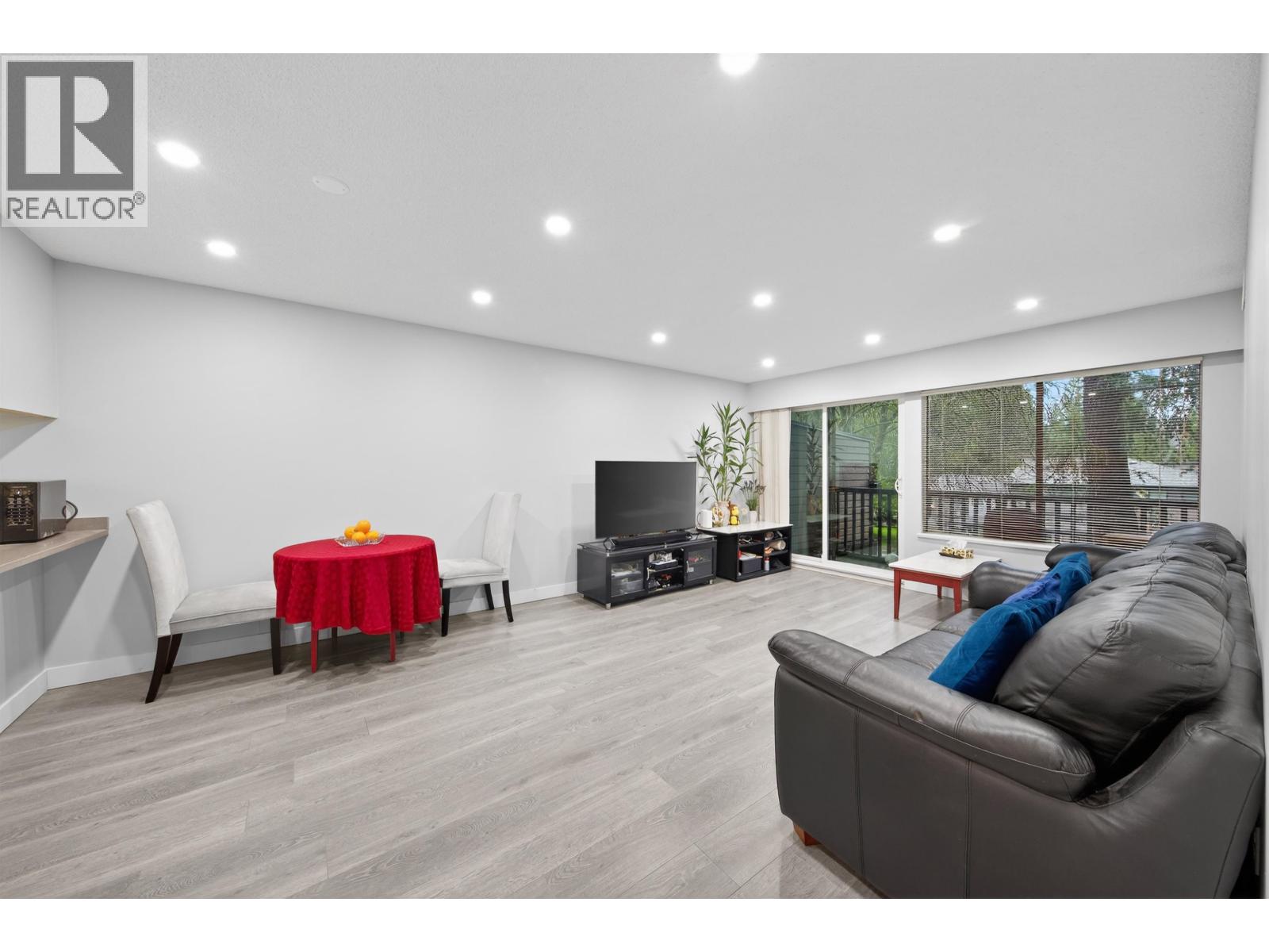 2975 Argo Place, Burnaby, British Columbia  V3J 7G2 - Photo 6 - R3079954