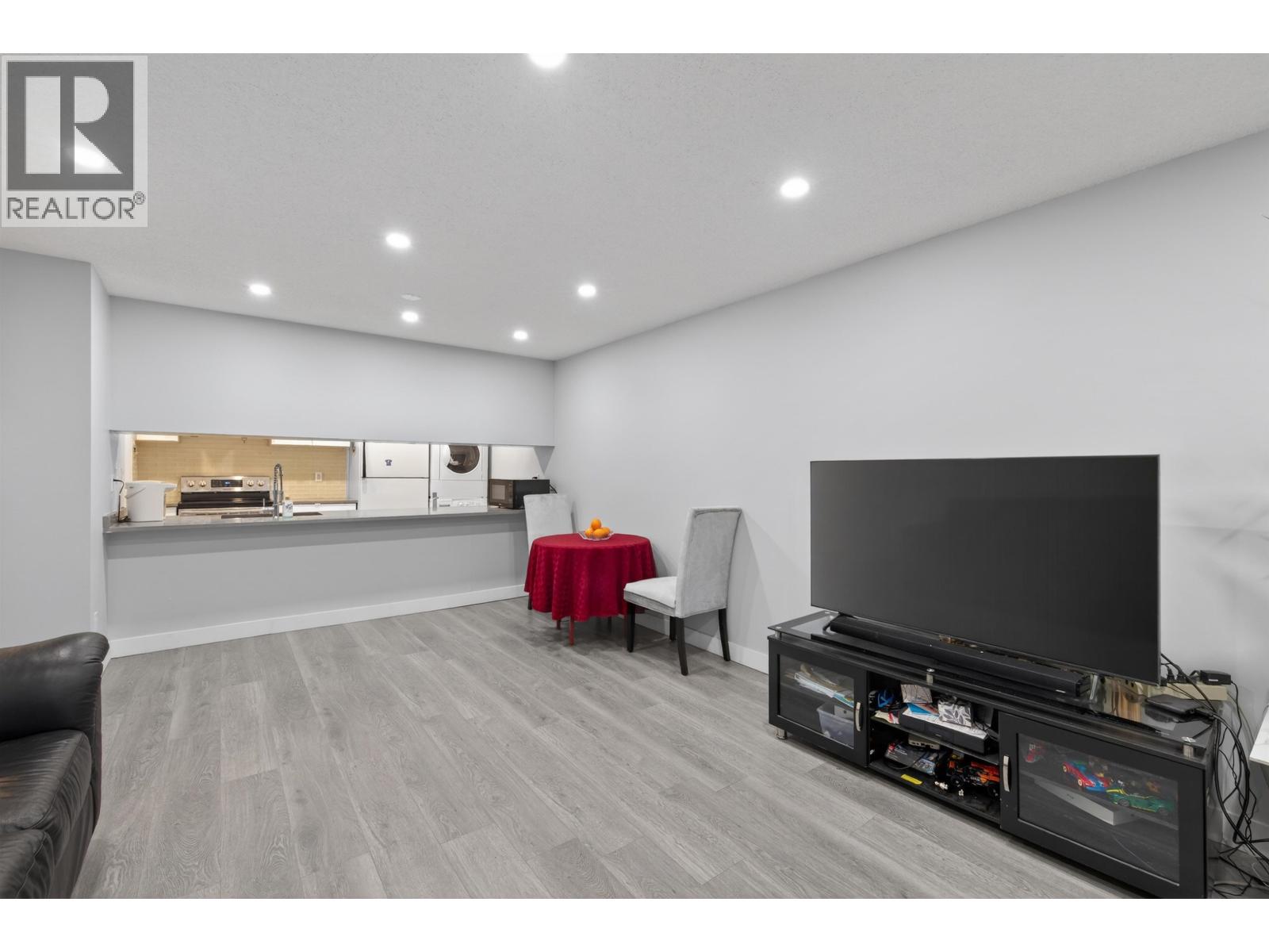 2975 Argo Place, Burnaby, British Columbia  V3J 7G2 - Photo 9 - R3079954