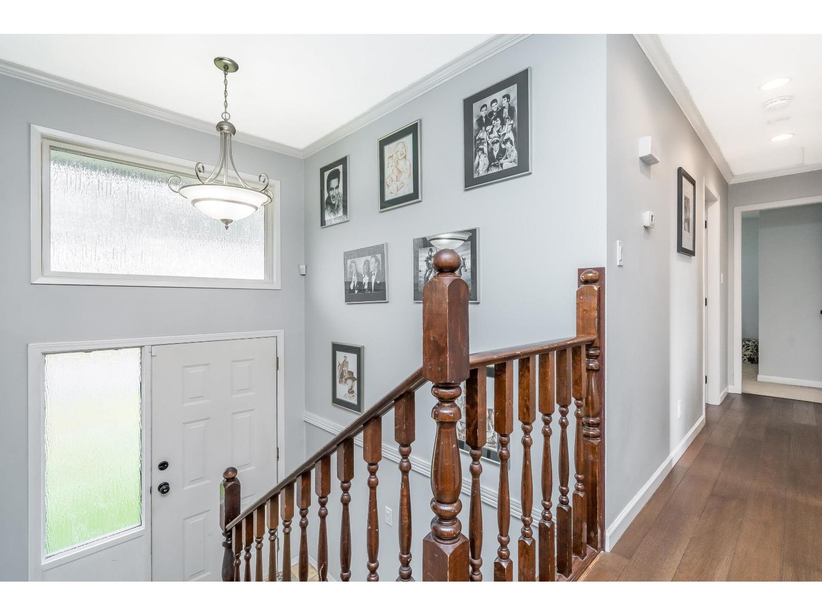 35104 Spencer Street, Abbotsford, British Columbia  V3G 2E3 - Photo 2 - R3079436