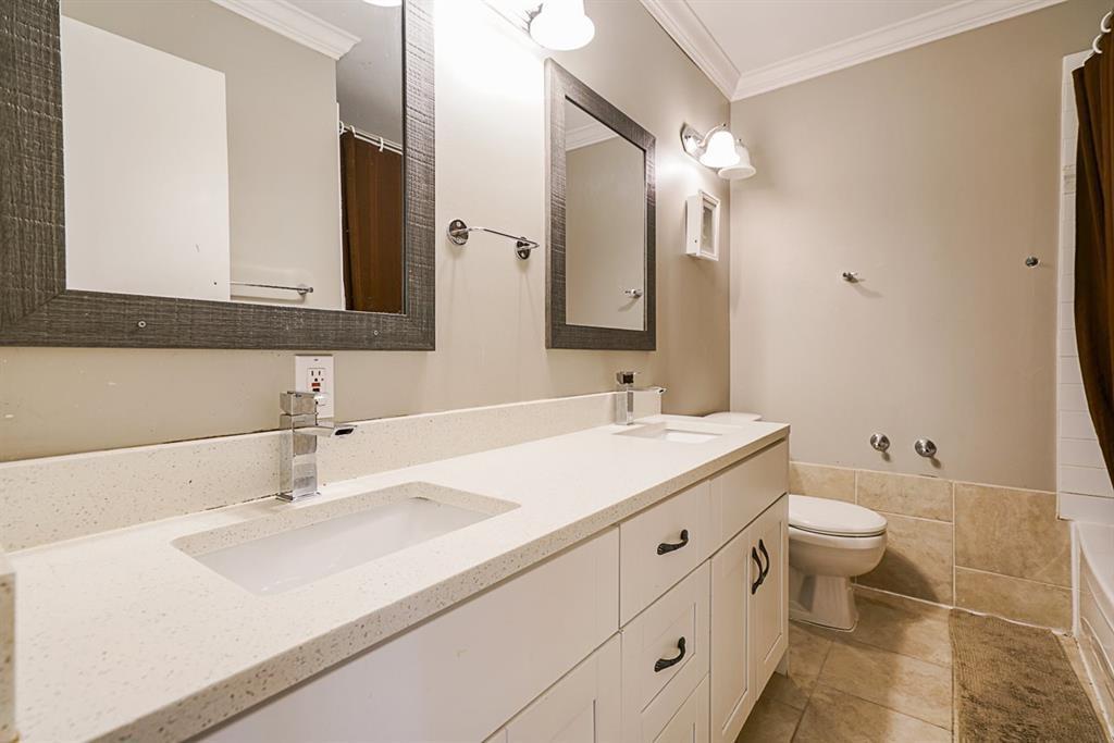 19886 37 Avenue, Langley, British Columbia  V3A 2S5 - Photo 3 - R3079690