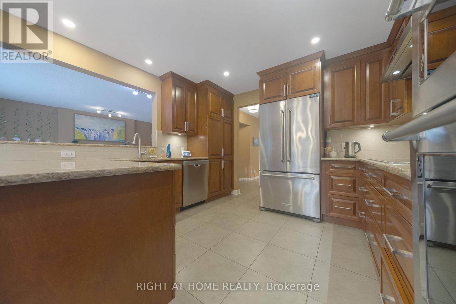 32 Marble Arch Crescent, Ottawa, Ontario  K2G 5S3 - Photo 13 - X12699492