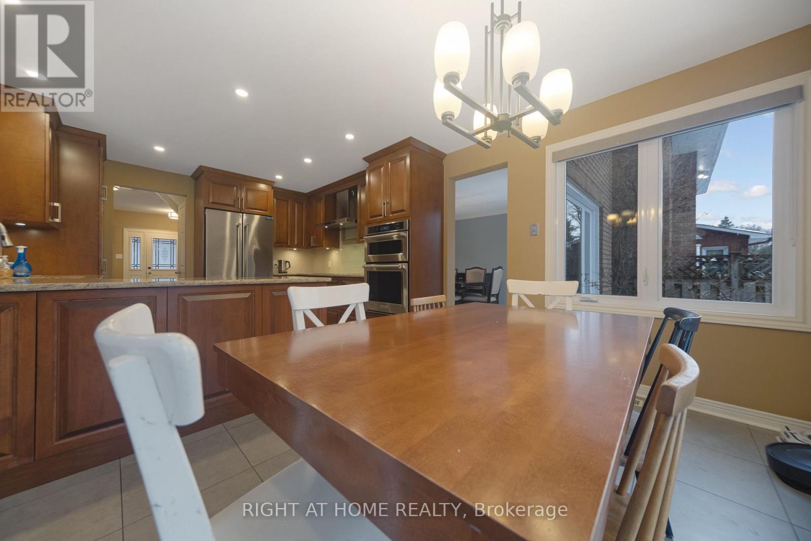 32 Marble Arch Crescent, Ottawa, Ontario  K2G 5S3 - Photo 14 - X12699492