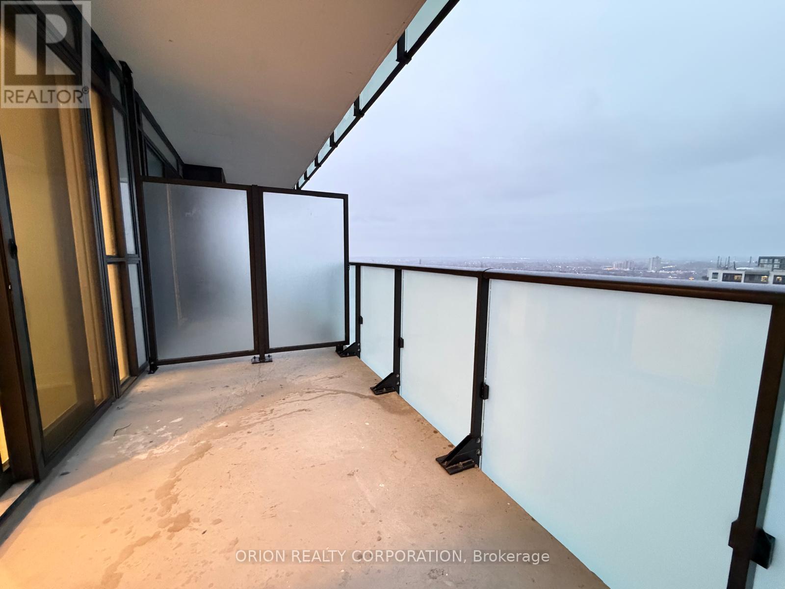 2210 - 430 Square One Drive, Mississauga, Ontario  L5B 0L6 - Photo 21 - W12700930