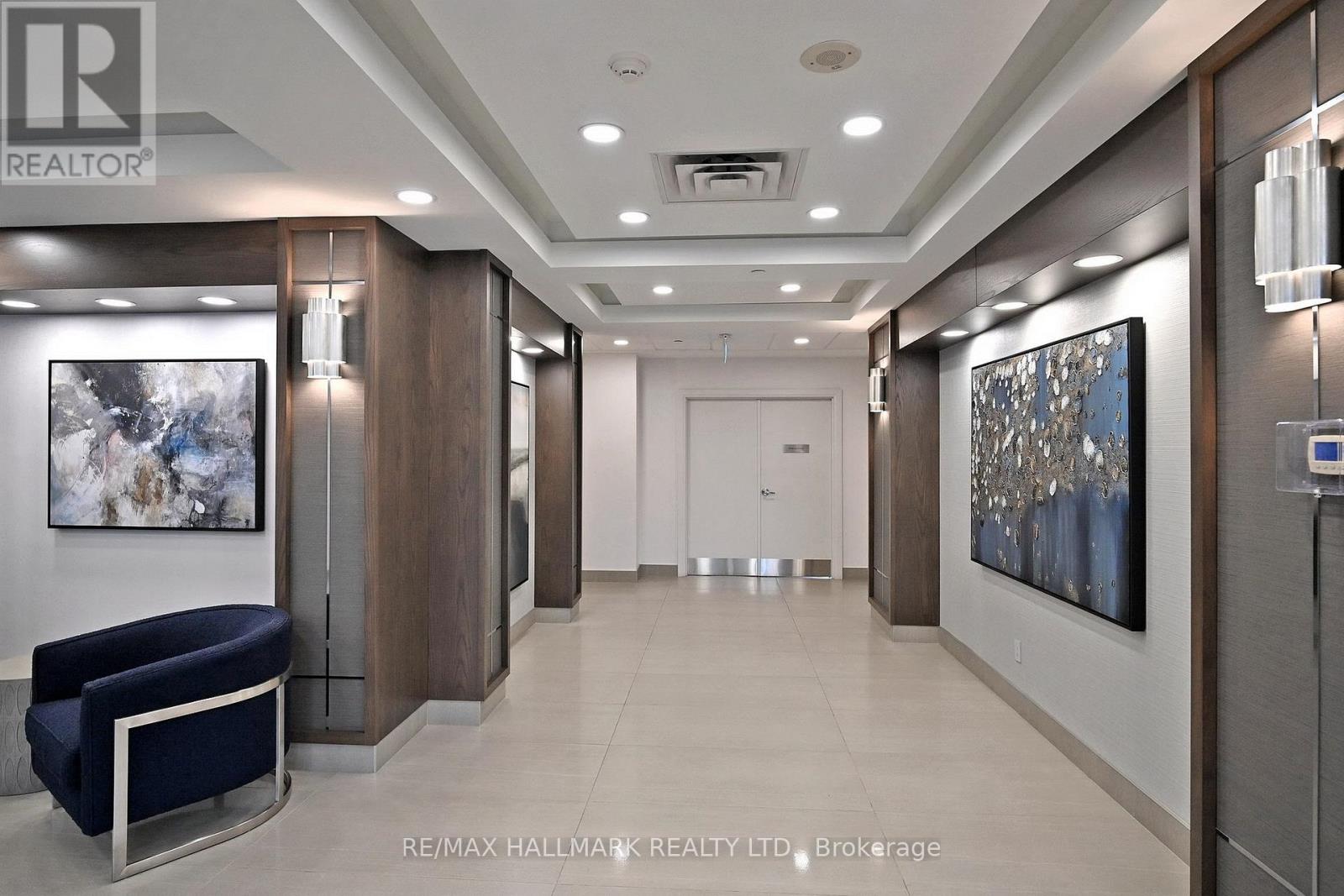 1002 - 3 Michael Power Place, Toronto, Ontario  M9A 0A2 - Photo 9 - W12701040