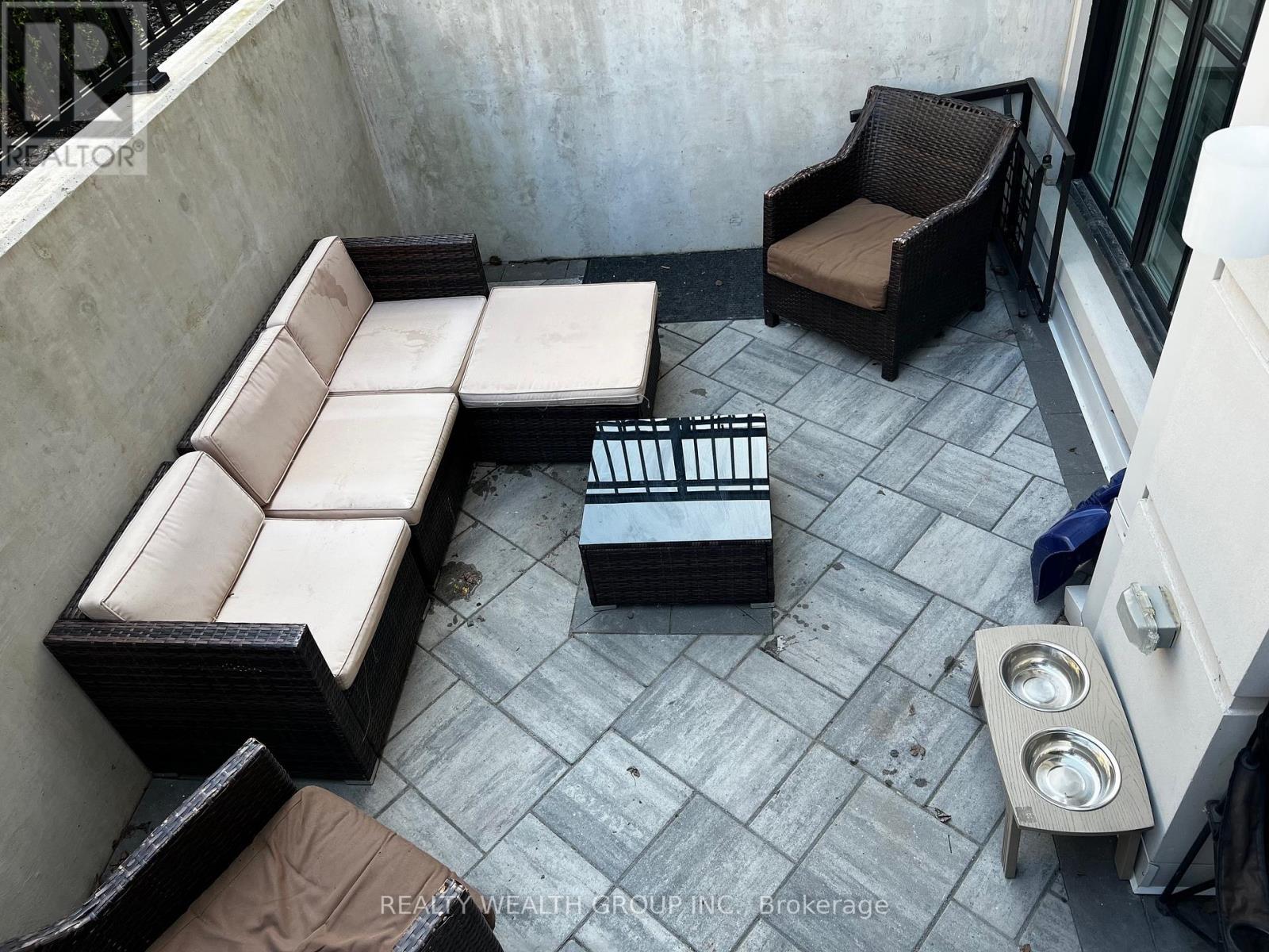 709 - 665 Cricklewood Drive, Mississauga, Ontario  L5G 0B9 - Photo 11 - W12701060