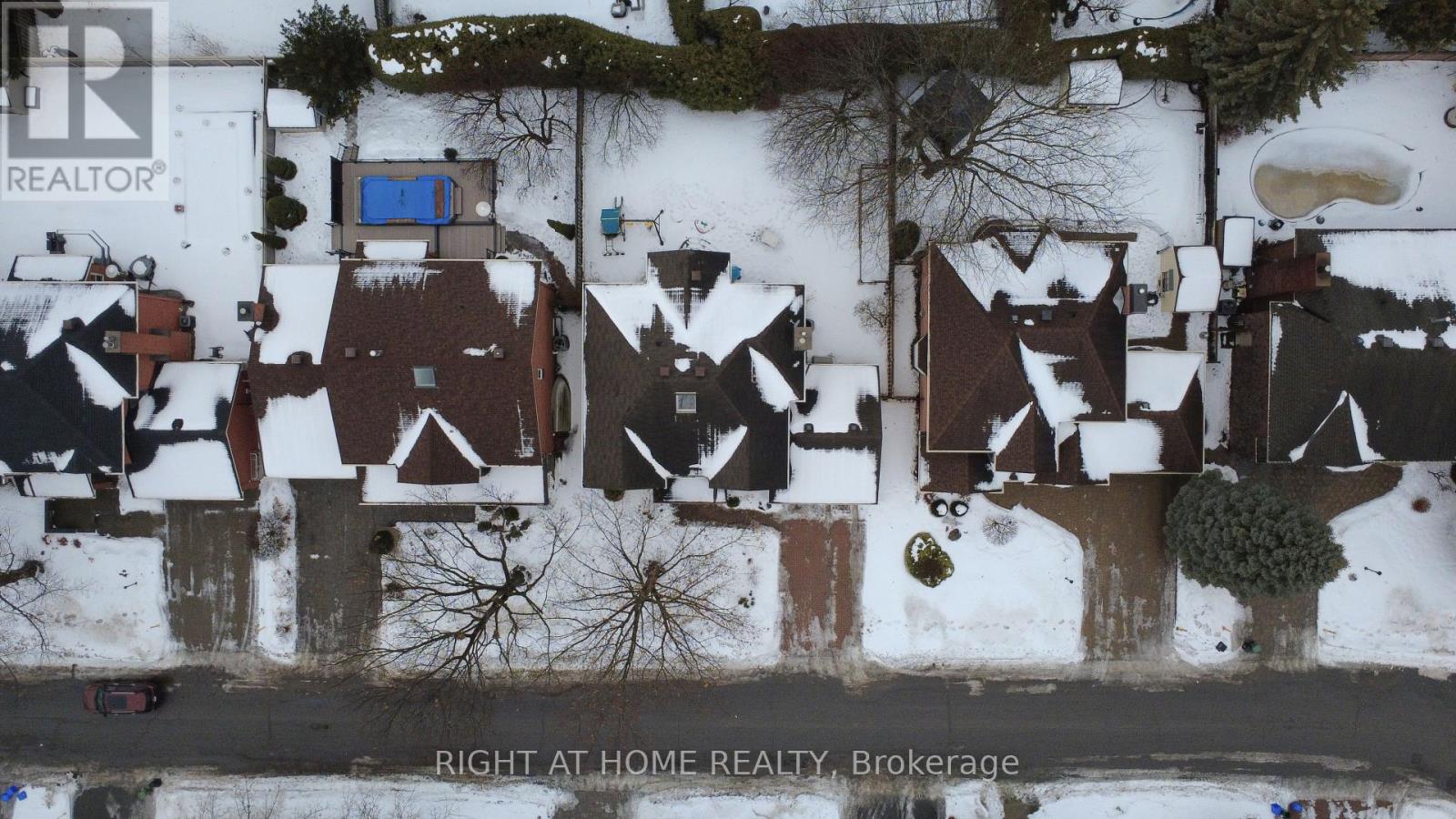 32 Marble Arch Crescent, Ottawa, Ontario  K2G 5S3 - Photo 4 - X12699492