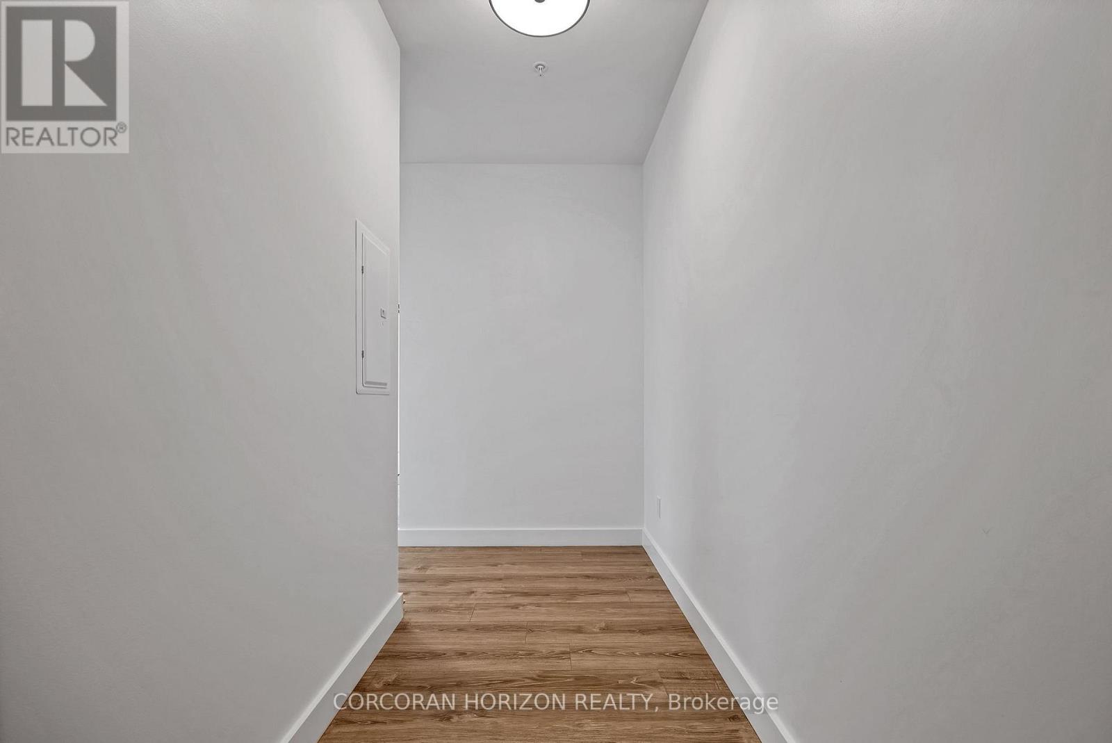 901 - 50 Grand Avenue S, Cambridge, Ontario  N1S 2L8 - Photo 2 - X12700942