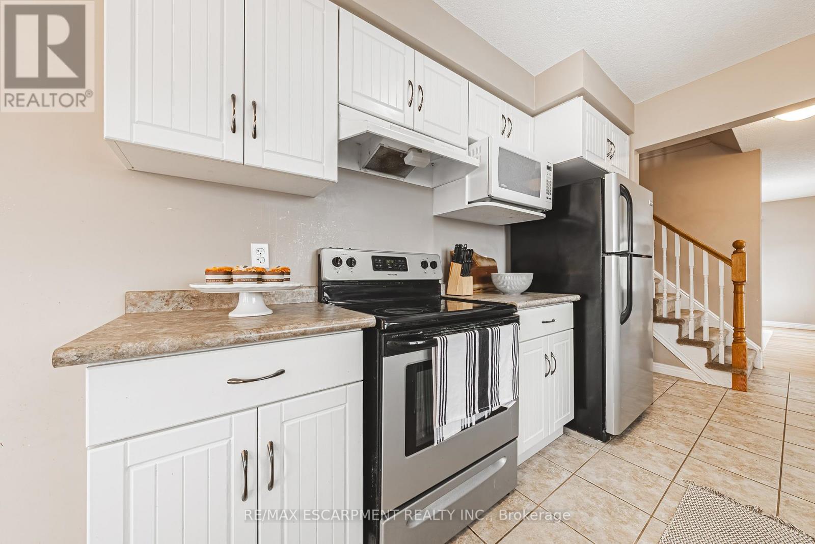 1 - 361 Arkell Road, Guelph, Ontario  N1L 1E5 - Photo 8 - X12700990