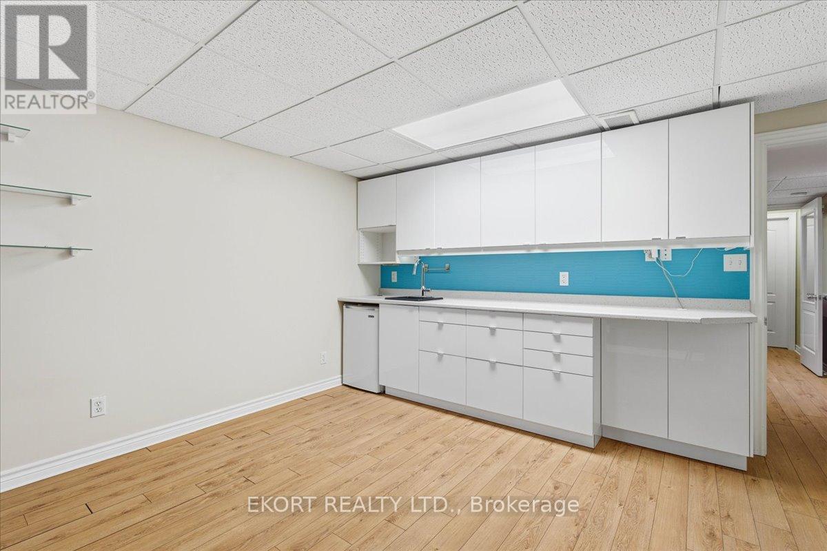 22 Linden Lane, Belleville, Ontario  K8N 5Y6 - Photo 37 - X12387579