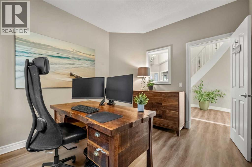 242 Tuscany Ridge Park Nw, Calgary, Alberta  T3L 2H8 - Photo 16 - A2279153