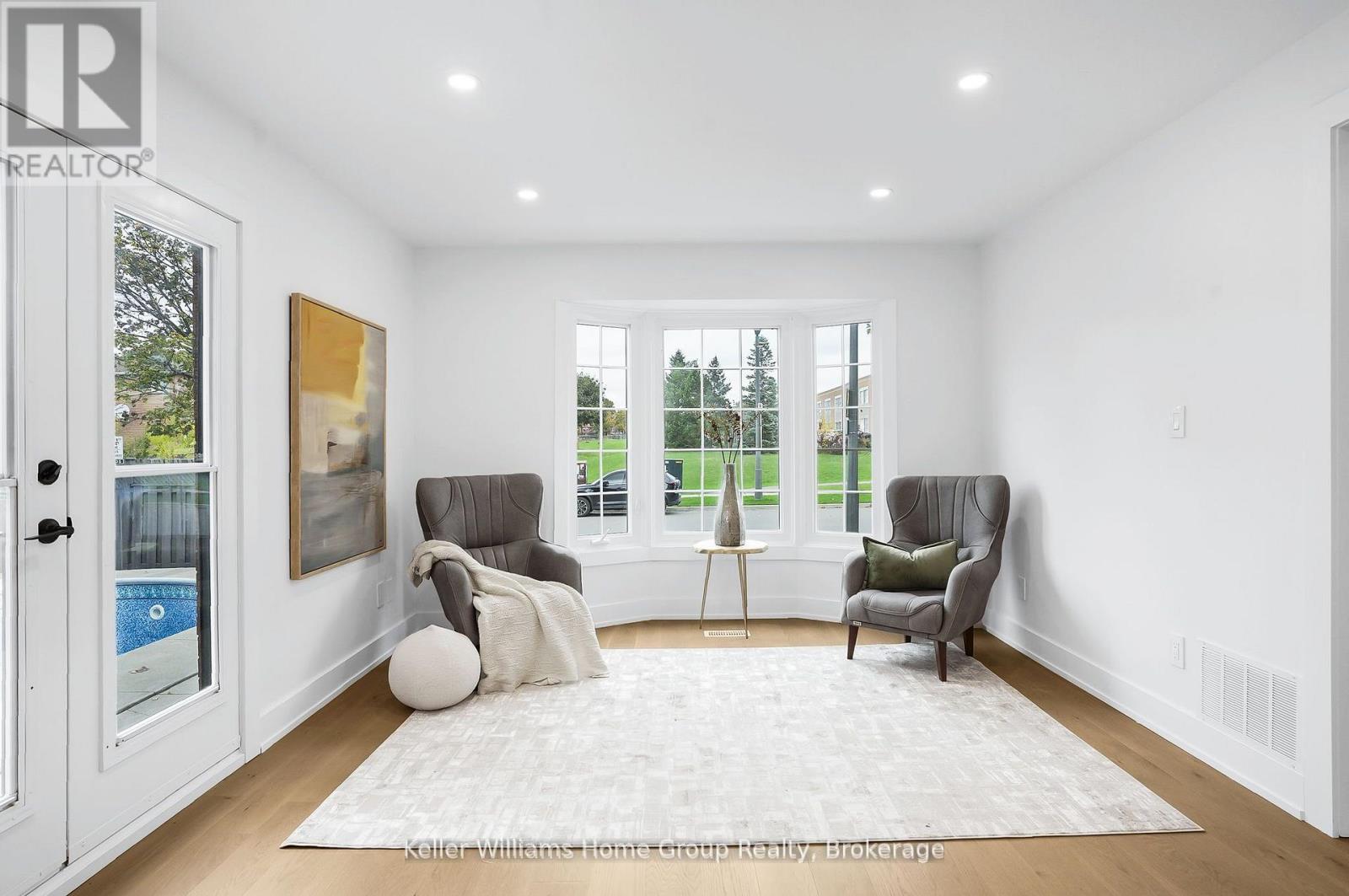 1105 Ewing Crescent, Mississauga (East Credit), Ontario  L5V 1B9 - Photo 10 - W12701146