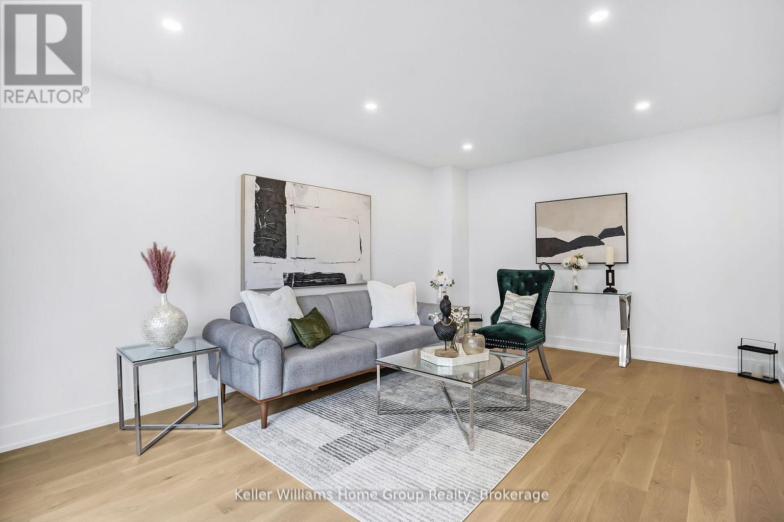 1105 Ewing Crescent, Mississauga (East Credit), Ontario  L5V 1B9 - Photo 11 - W12701146