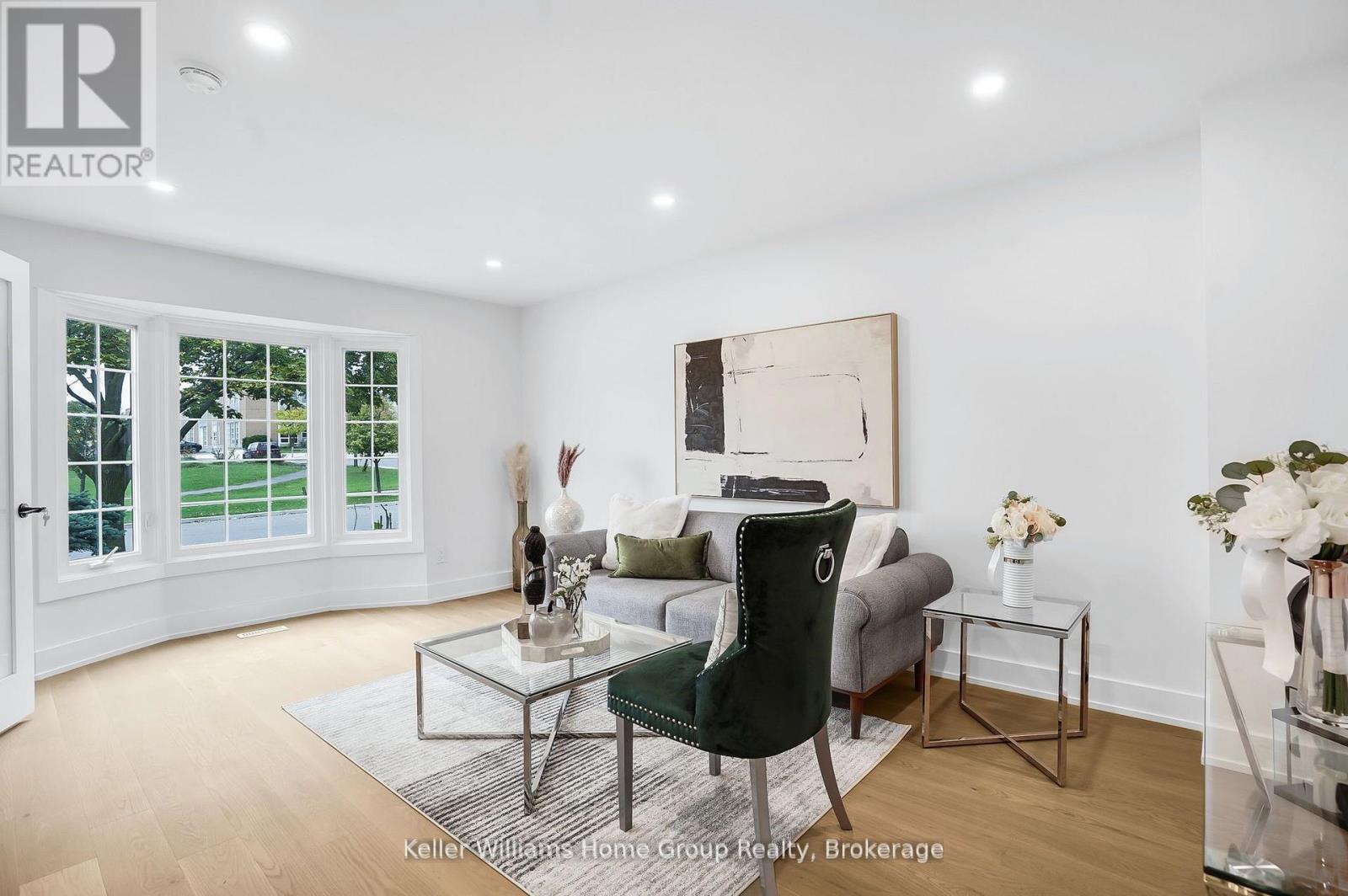 1105 Ewing Crescent, Mississauga (East Credit), Ontario  L5V 1B9 - Photo 13 - W12701146