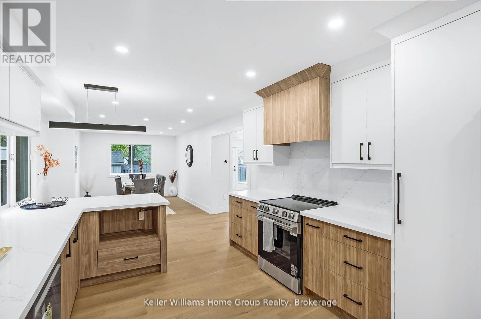 1105 Ewing Crescent, Mississauga, Ontario  L5V 1B9 - Photo 16 - W12701152