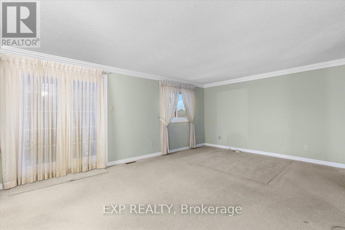 1442 Manitou Court, Oshawa, Ontario  L1G 7P8 - Photo 24 - E12701100