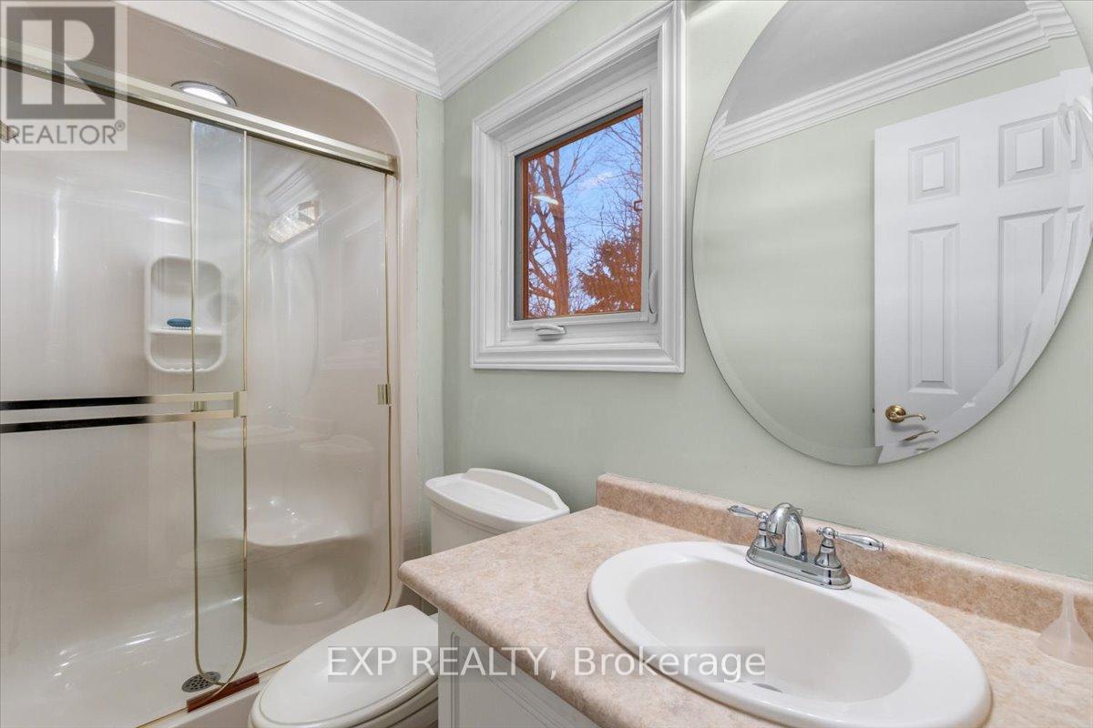 1442 Manitou Court, Oshawa, Ontario  L1G 7P8 - Photo 30 - E12701100