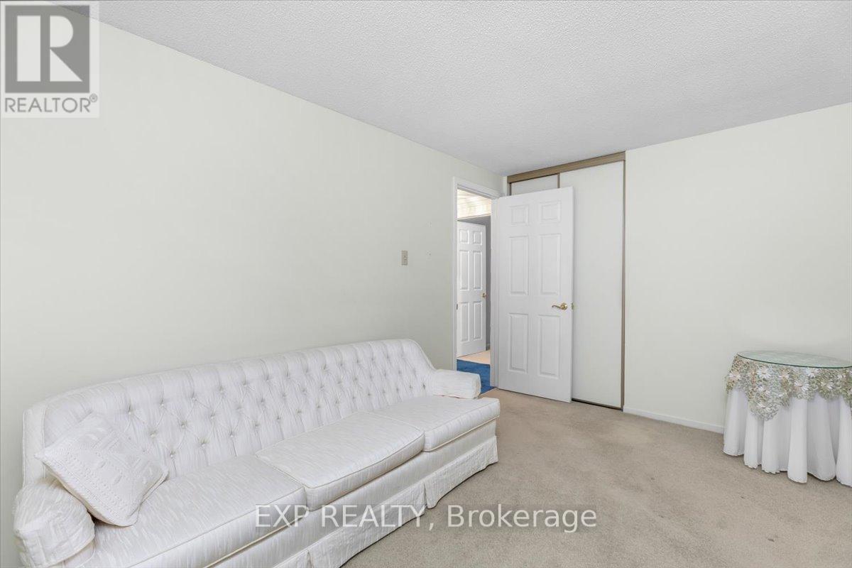 1442 Manitou Court, Oshawa, Ontario  L1G 7P8 - Photo 38 - E12701100