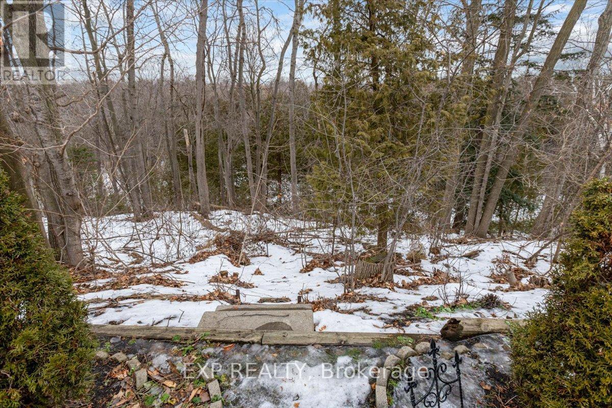 1442 Manitou Court, Oshawa, Ontario  L1G 7P8 - Photo 50 - E12701100