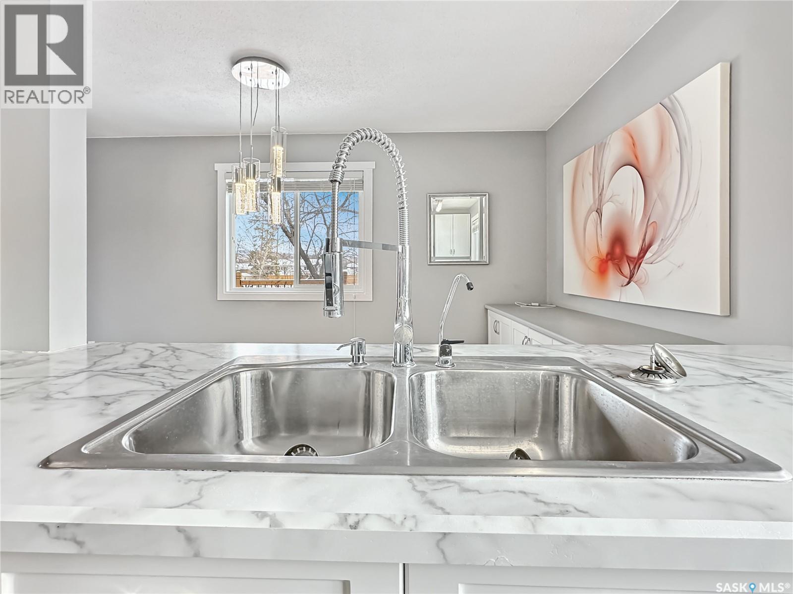 302 Neeping Avenue N, Fort Qu'appelle, Saskatchewan  S0G 1S0 - Photo 4 - SK026472