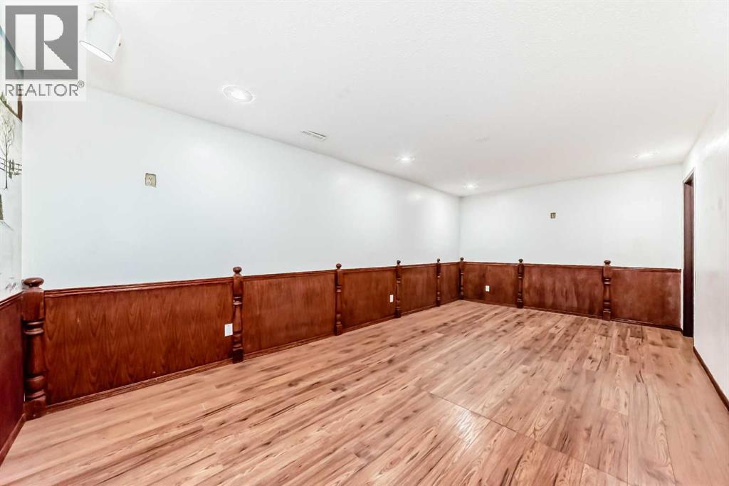 79 Bermuda Drive Nw, Calgary, Alberta  T3K 1H5 - Photo 24 - A2257528