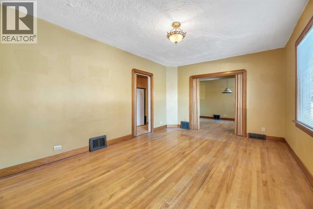 1923 25a Street Sw, Calgary, Alberta  T3E 1Y6 - Photo 8 - A2272746