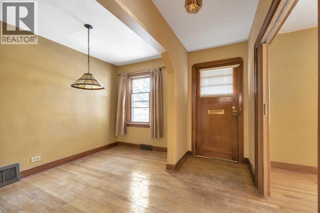 1923 25a Street Sw, Calgary, Alberta  T3E 1Y6 - Photo 6 - A2272746