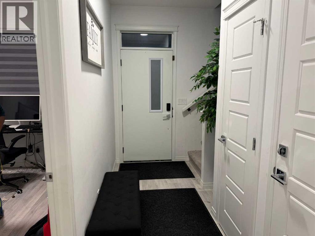 119 Edith Drive Nw, Calgary, Alberta  T3R 2B8 - Photo 7 - A2274427