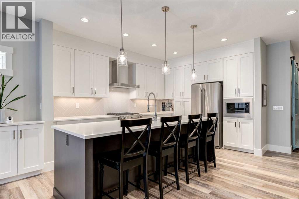 95 Sierra Morena Manor Sw, Calgary, Alberta  T3H 1S9 - Photo 7 - A2277638