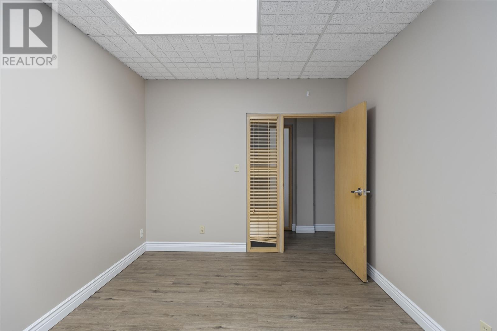 726 Queen St, Sault Ste. Marie, Ontario  P6A 2A9 - Photo 13 - SM260112