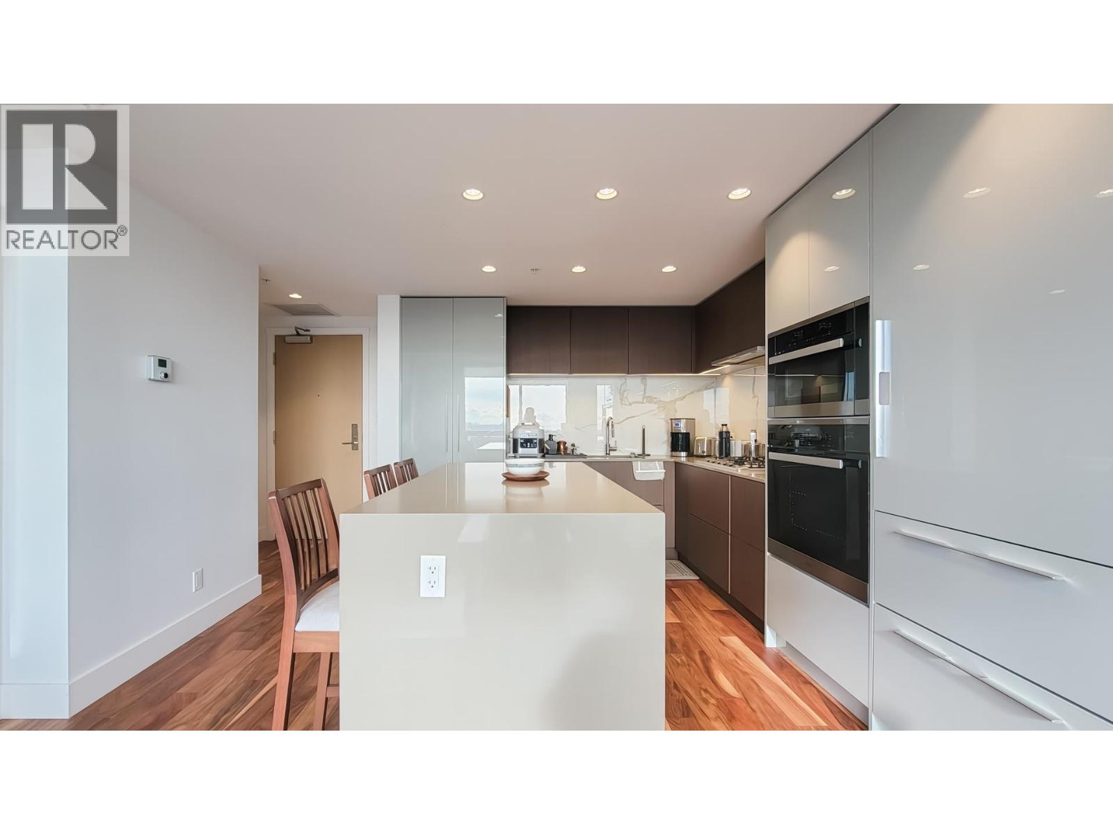 1302 1632 Lions Gate Lane, North Vancouver, British Columbia  V7P 0E2 - Photo 6 - R3079994