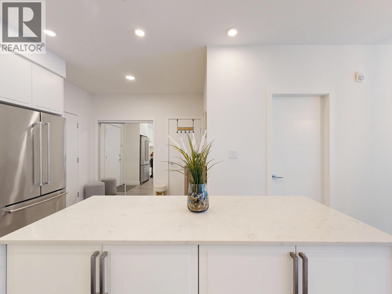 513 700 Clarke Road, Coquitlam, British Columbia  V3J 0K5 - Photo 7 - R3080001