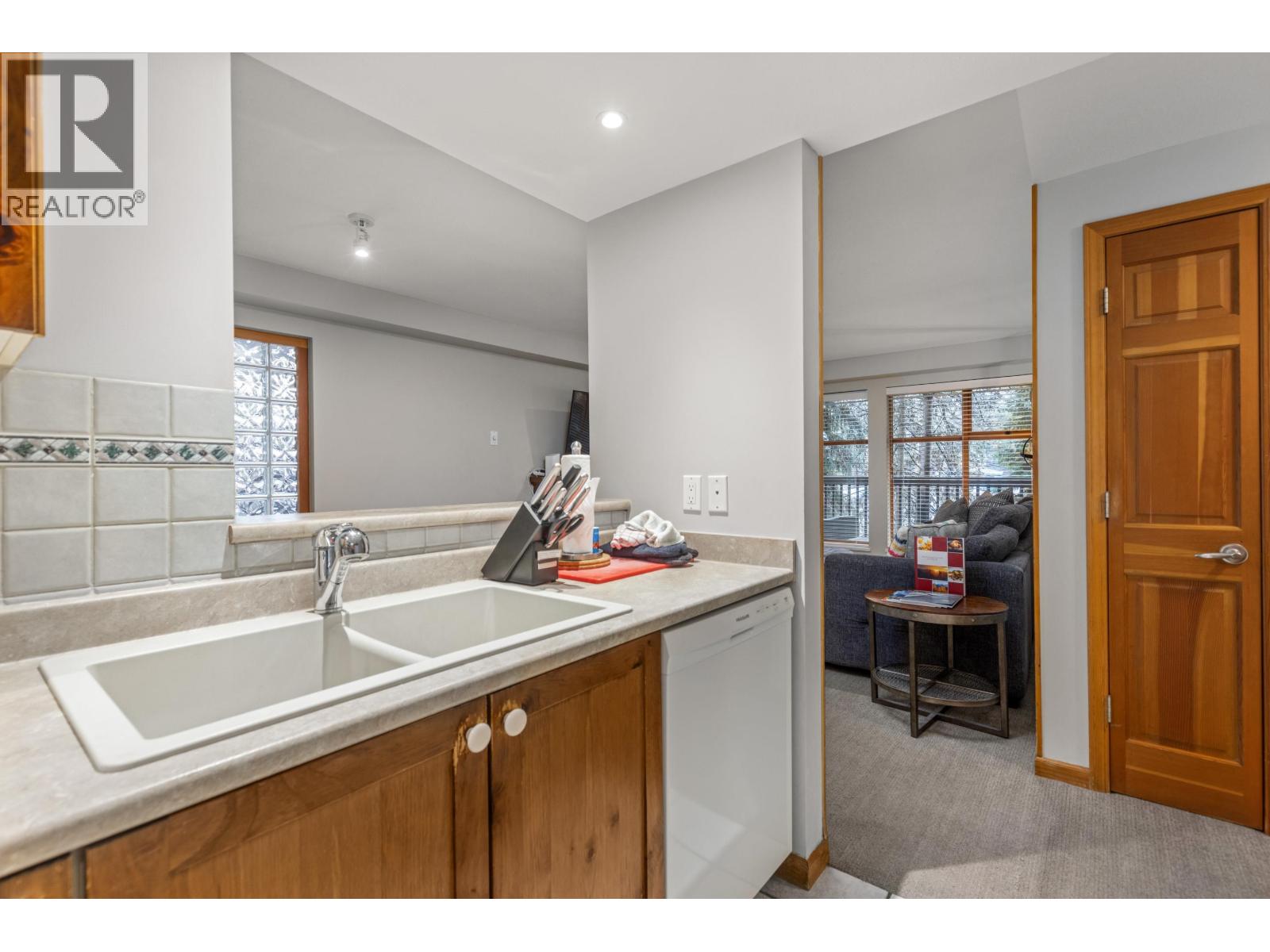 1 4355 Northlands Boulevard, Whistler, British Columbia  V8E 1C3 - Photo 10 - R3080008