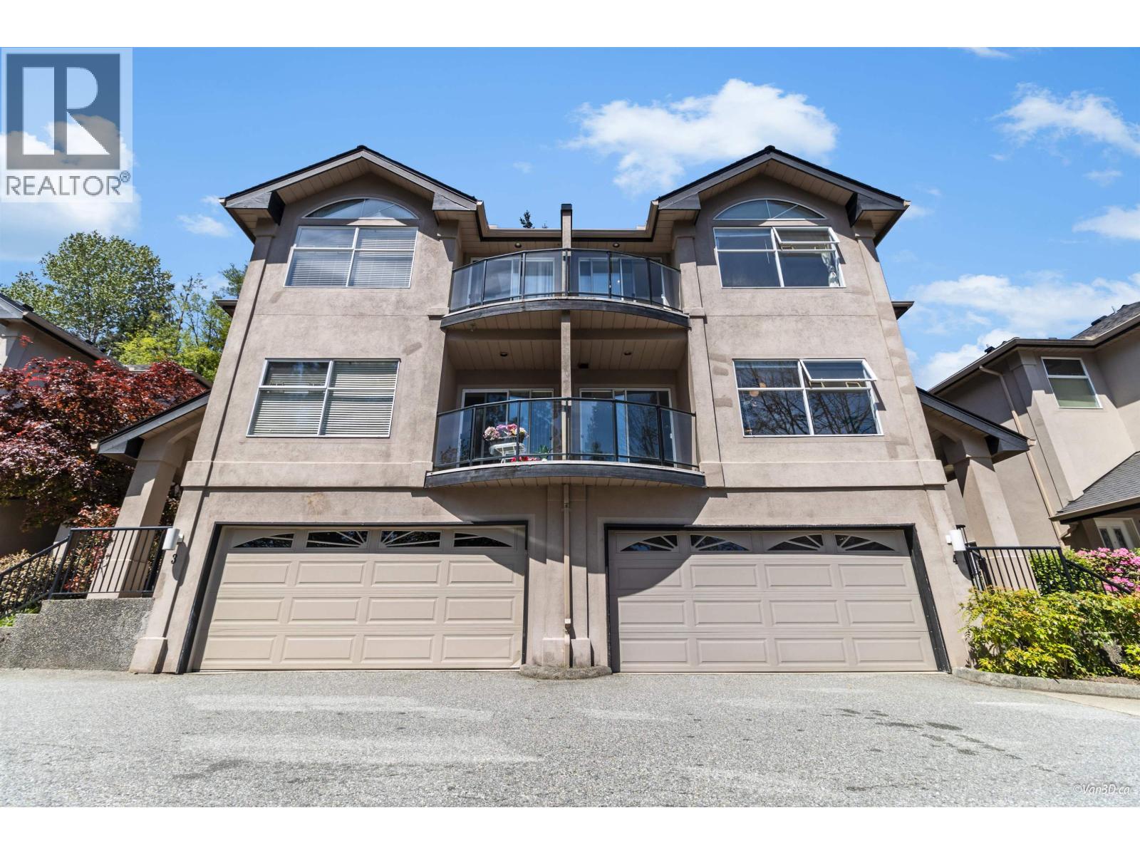 4 2951 Panorama Drive, Coquitlam, British Columbia  V3E 2W3 - Photo 1 - R3080014