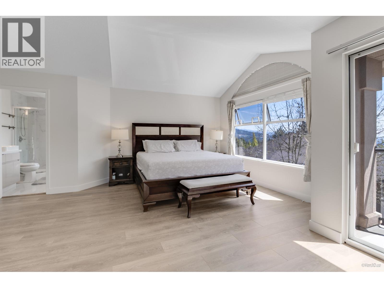 4 2951 Panorama Drive, Coquitlam, British Columbia  V3E 2W3 - Photo 10 - R3080014