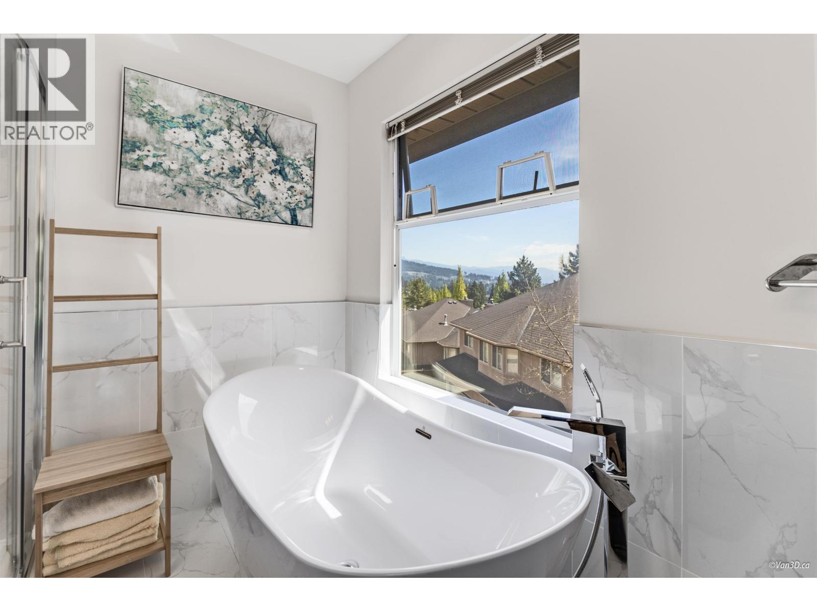 4 2951 Panorama Drive, Coquitlam, British Columbia  V3E 2W3 - Photo 12 - R3080014