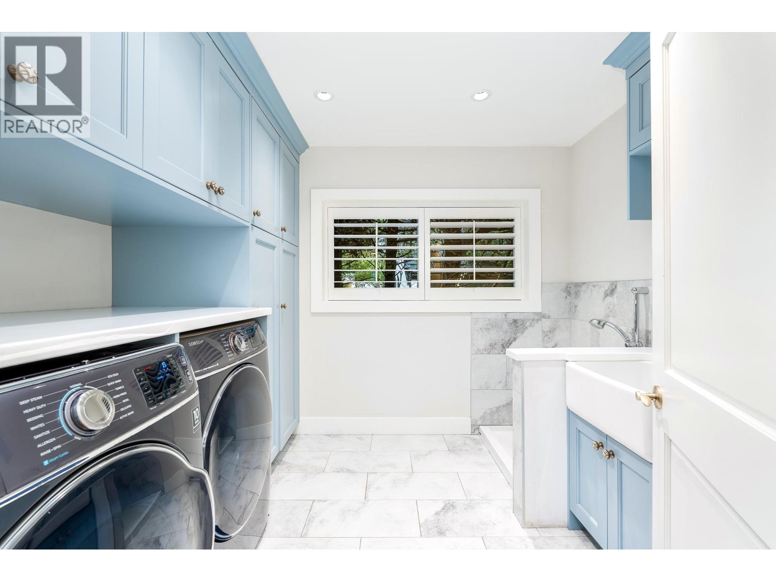 614 Lowry Lane, North Vancouver, British Columbia  V7M 3G3 - Photo 13 - R3080022