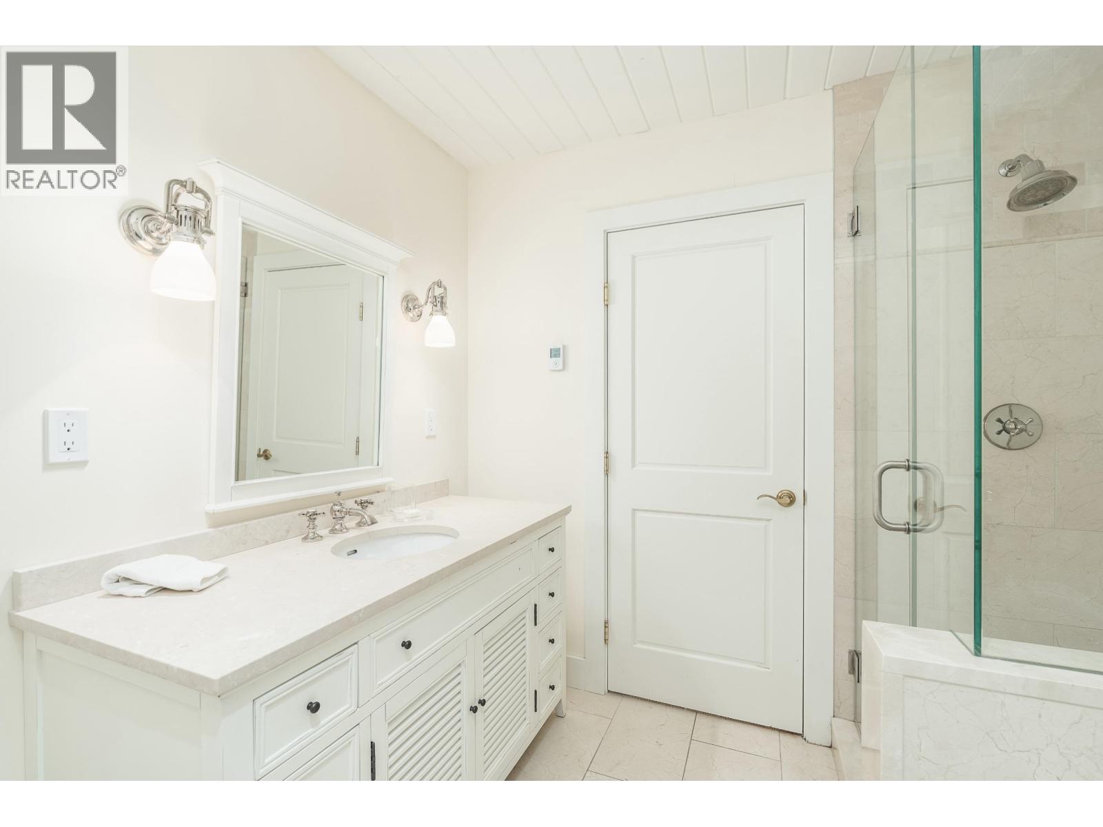 614 Lowry Lane, North Vancouver, British Columbia  V7M 3G3 - Photo 28 - R3080022