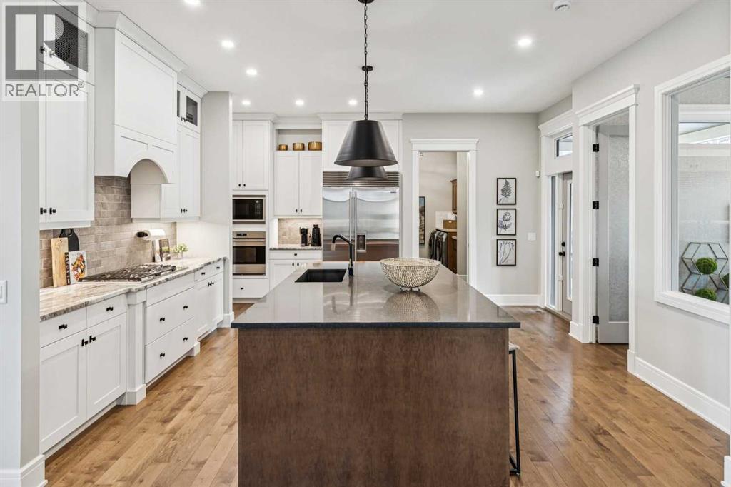 92 Crestridge View Sw, Calgary, Alberta  T3B 1G8 - Photo 10 - A2278302