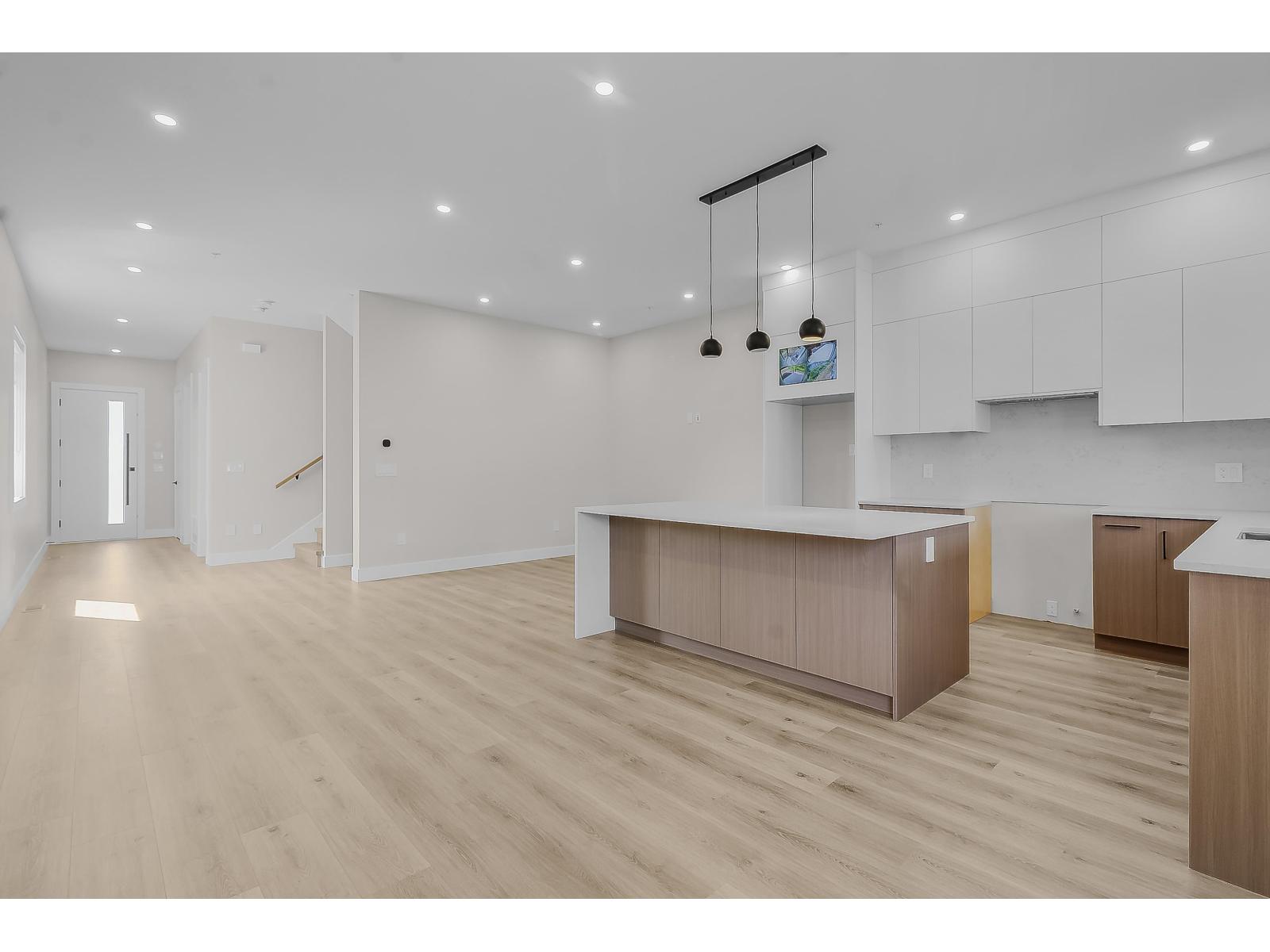 32711 Antelope Avenue, Mission, British Columbia  V2V 7A9 - Photo 9 - R3078784