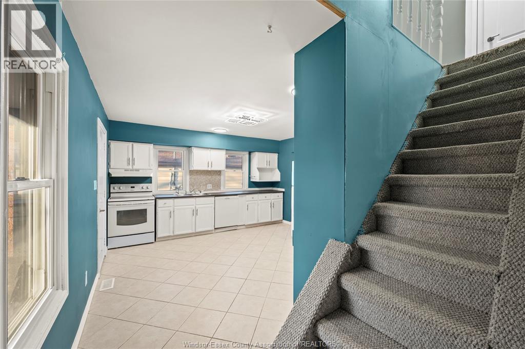 1987 Buckingham, Windsor, Ontario  N8T 2A9 - Photo 17 - 26001242