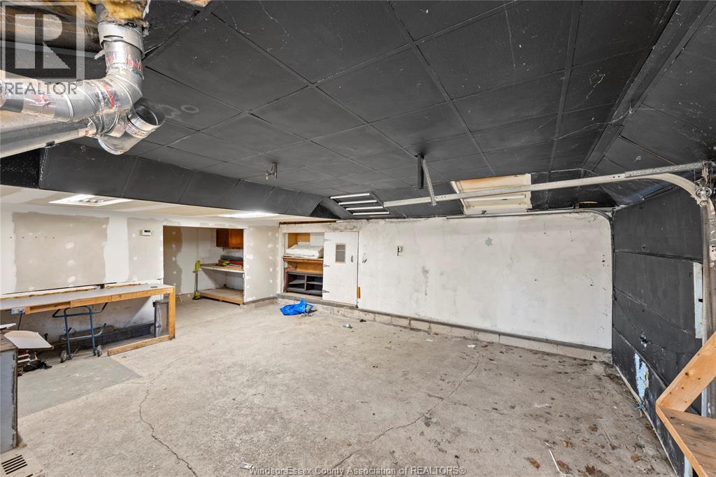 1987 Buckingham, Windsor, Ontario  N8T 2A9 - Photo 22 - 26001242